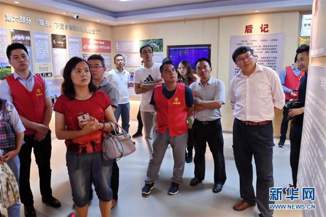 https://pics6.baidu.com/feed/b999a9014c086e06cf0eaaf46da445f10bd1cb19.jpeg?token=c3c6b1b995c45e0c142192795ee9a8d2&s=D7A003AB4E010ADC18148DB003005005