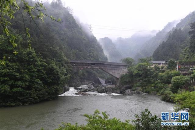 https://pics5.baidu.com/feed/e850352ac65c10380ce6afbac2bdad16b17e895b.jpeg?token=636f9ec28fd4727e09332da348c8ac17&s=9F8A2FC8F0E4130FE839CD9003008093